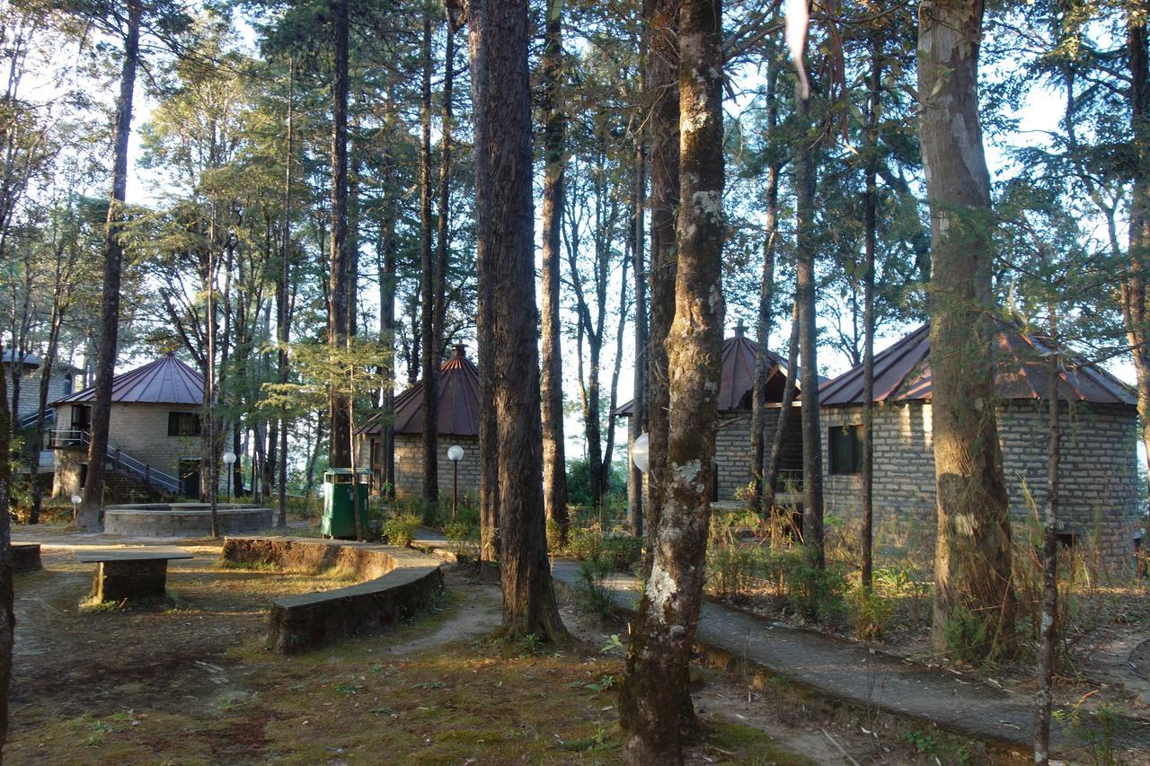 Hotel Khali Estate à Binsar Extérieur photo